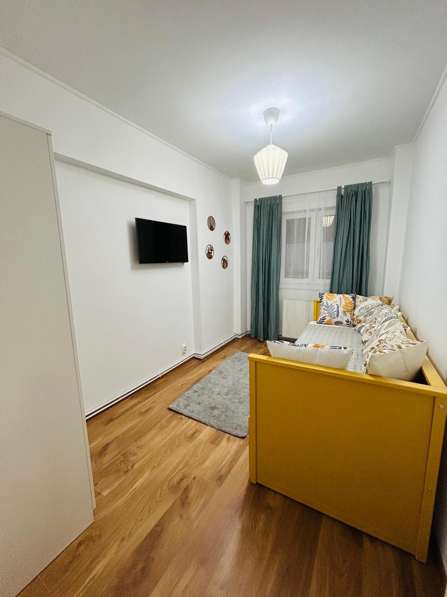 Delis Apartment Sinaia Luaran gambar