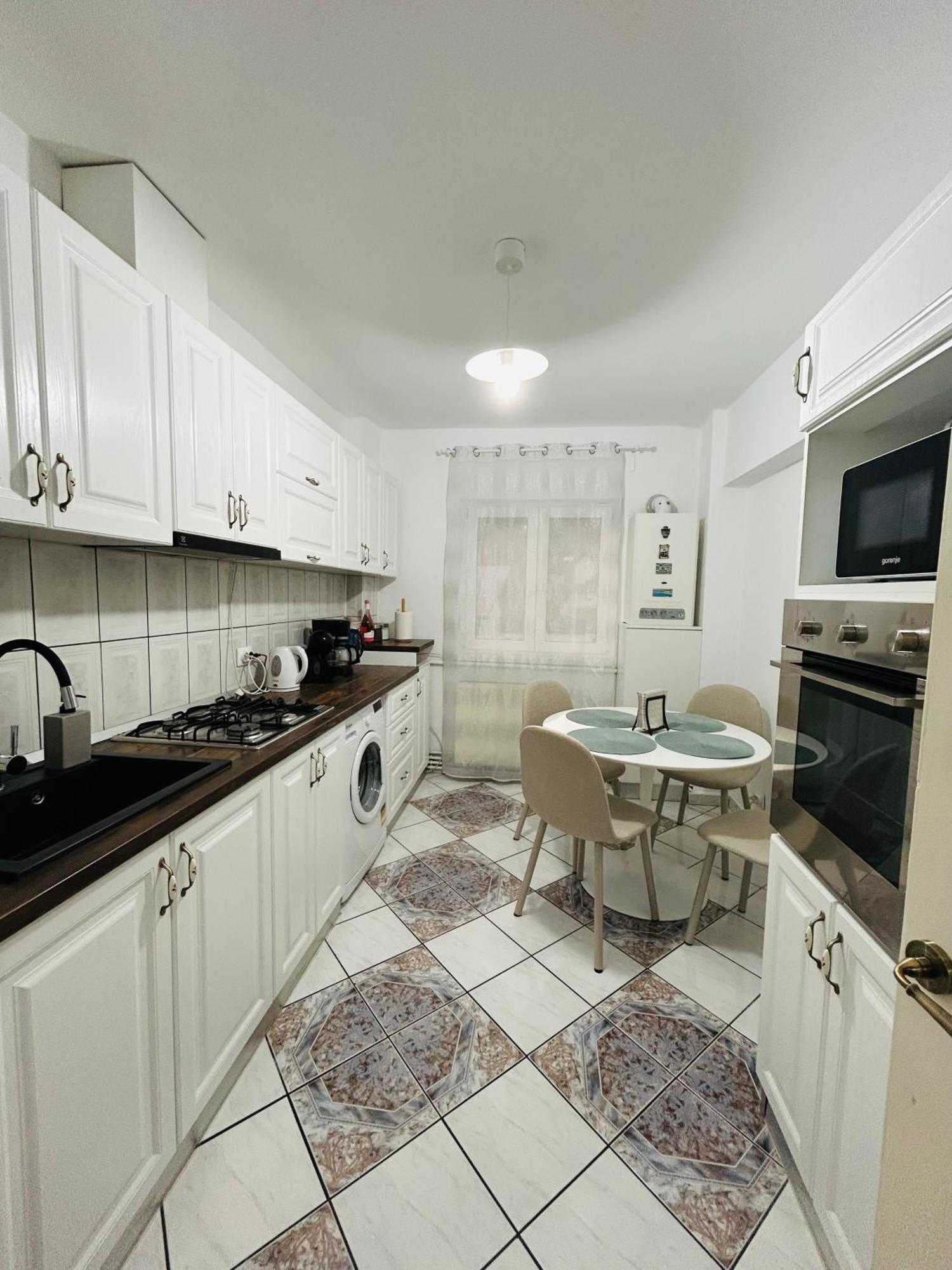 Delis Apartment Sinaia Luaran gambar