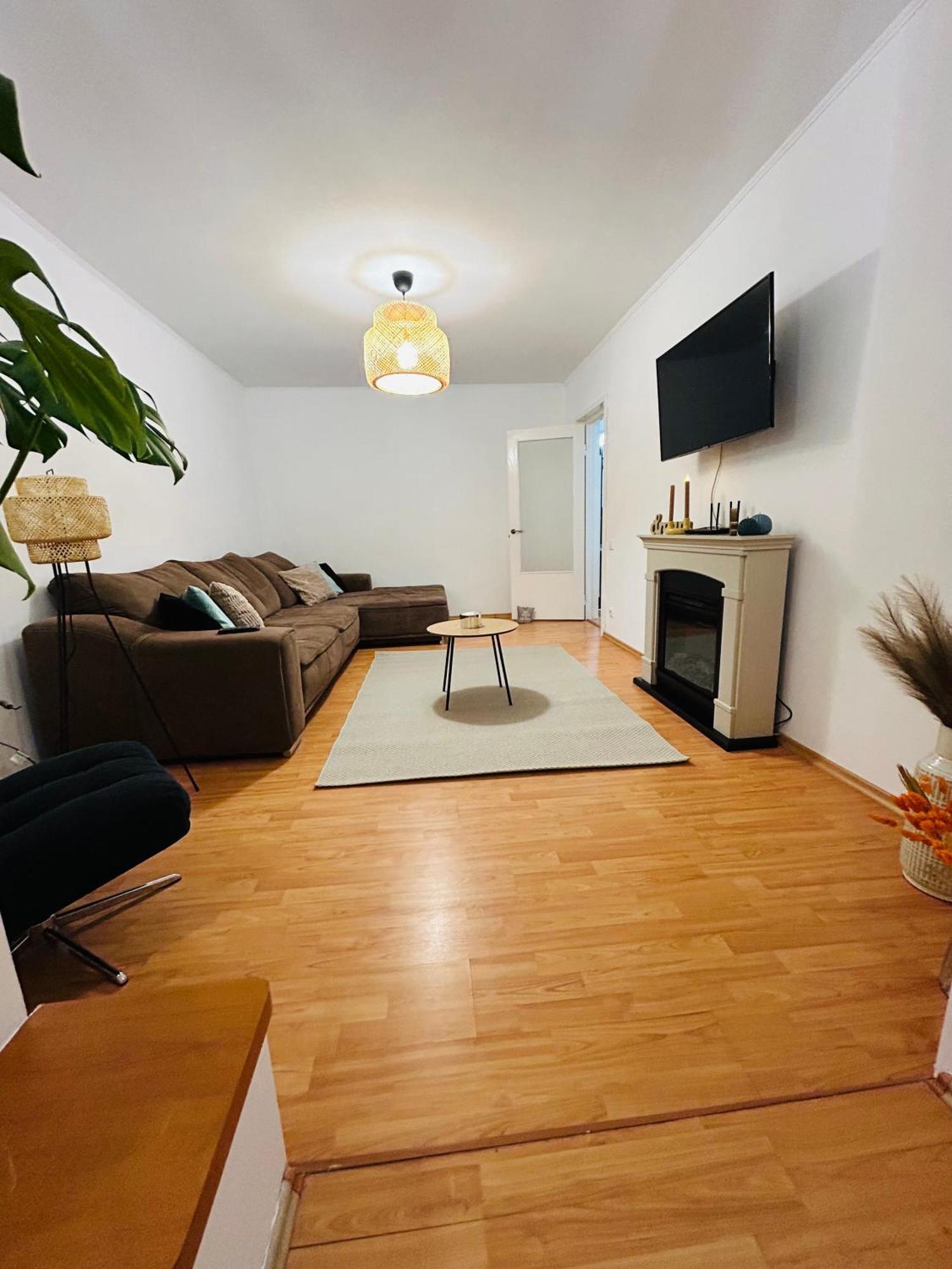 Delis Apartment Sinaia Luaran gambar